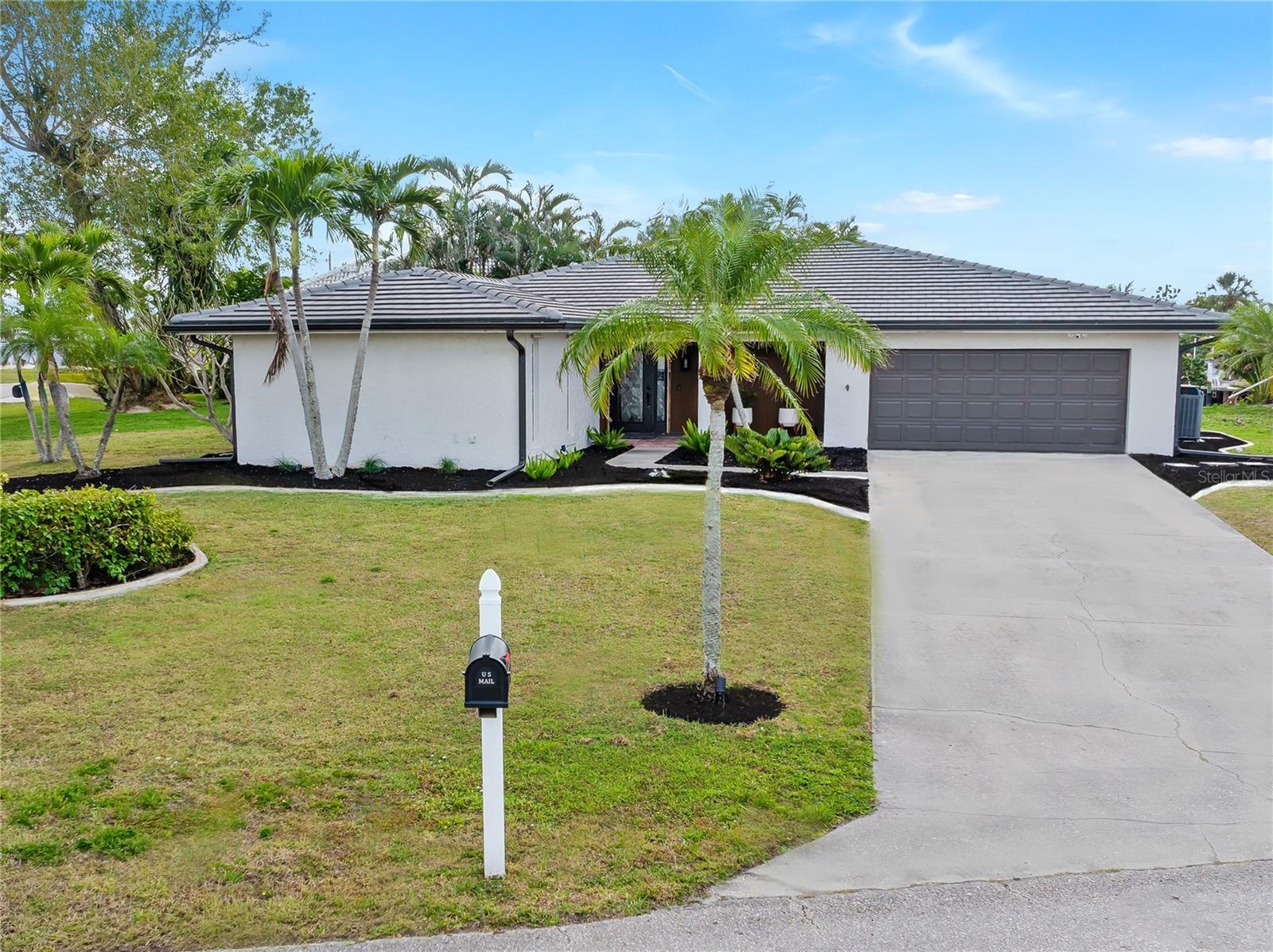 Photo one of 1301 Appian Dr Punta Gorda FL 33950 | MLS C7505260
