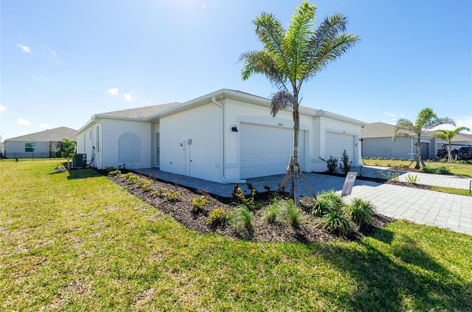 Photo one of 8604 Seasalt Loop Englewood FL 34224 | MLS C7505714