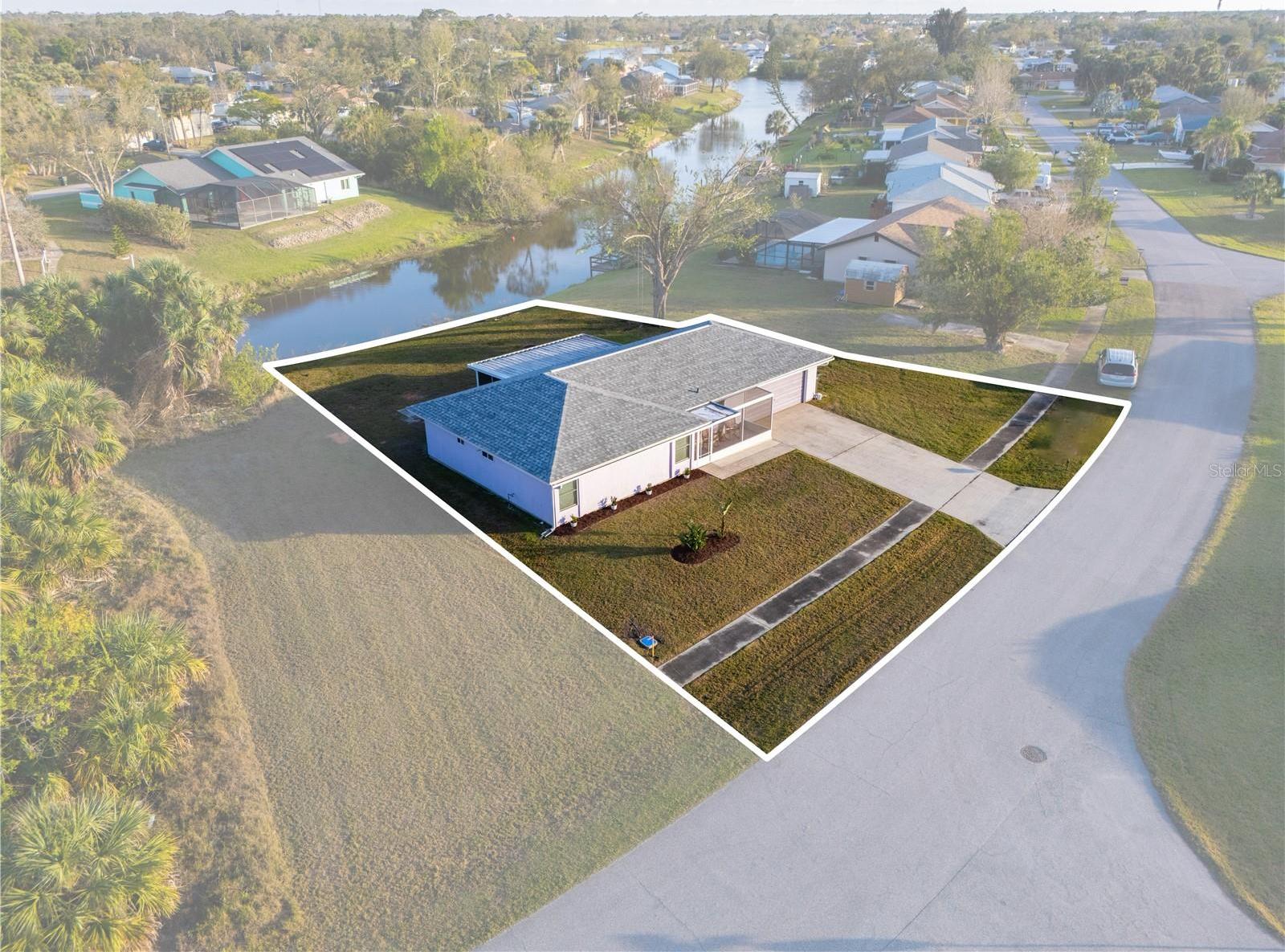 Photo one of 3940 Abbotsford St North Port FL 34287 | MLS C7506039