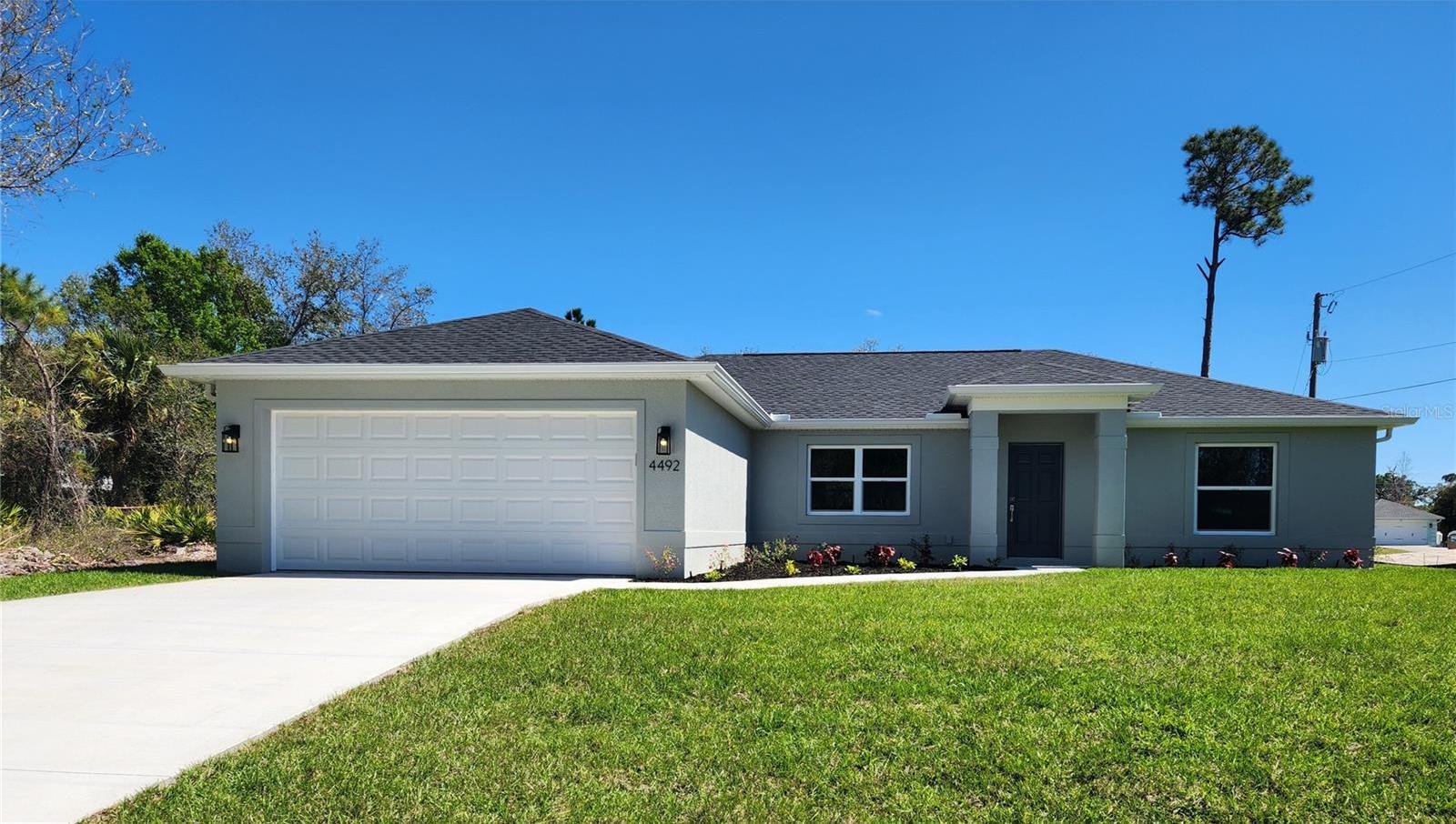 Photo one of 4492 Kenoska St North Port FL 34288 | MLS C7506539