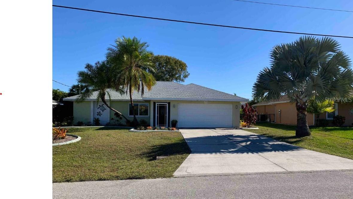 Photo one of 293 Broadmoor Ln Rotonda West FL 33947 | MLS C7506639