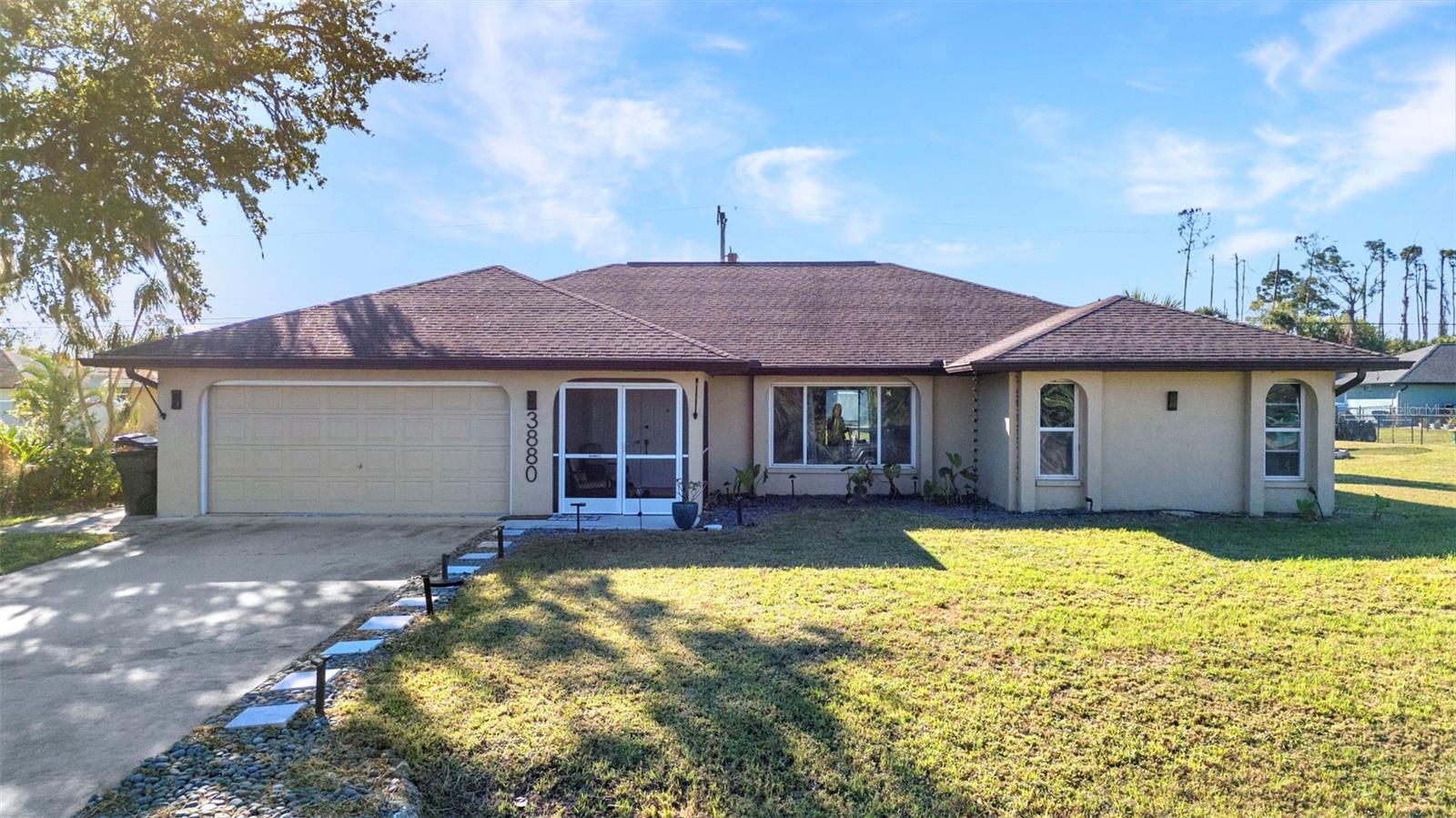 Photo one of 3880 Pinstar Ter North Port FL 34287 | MLS C7507085