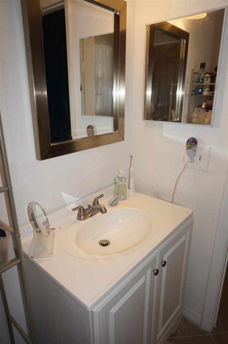 Photo #32