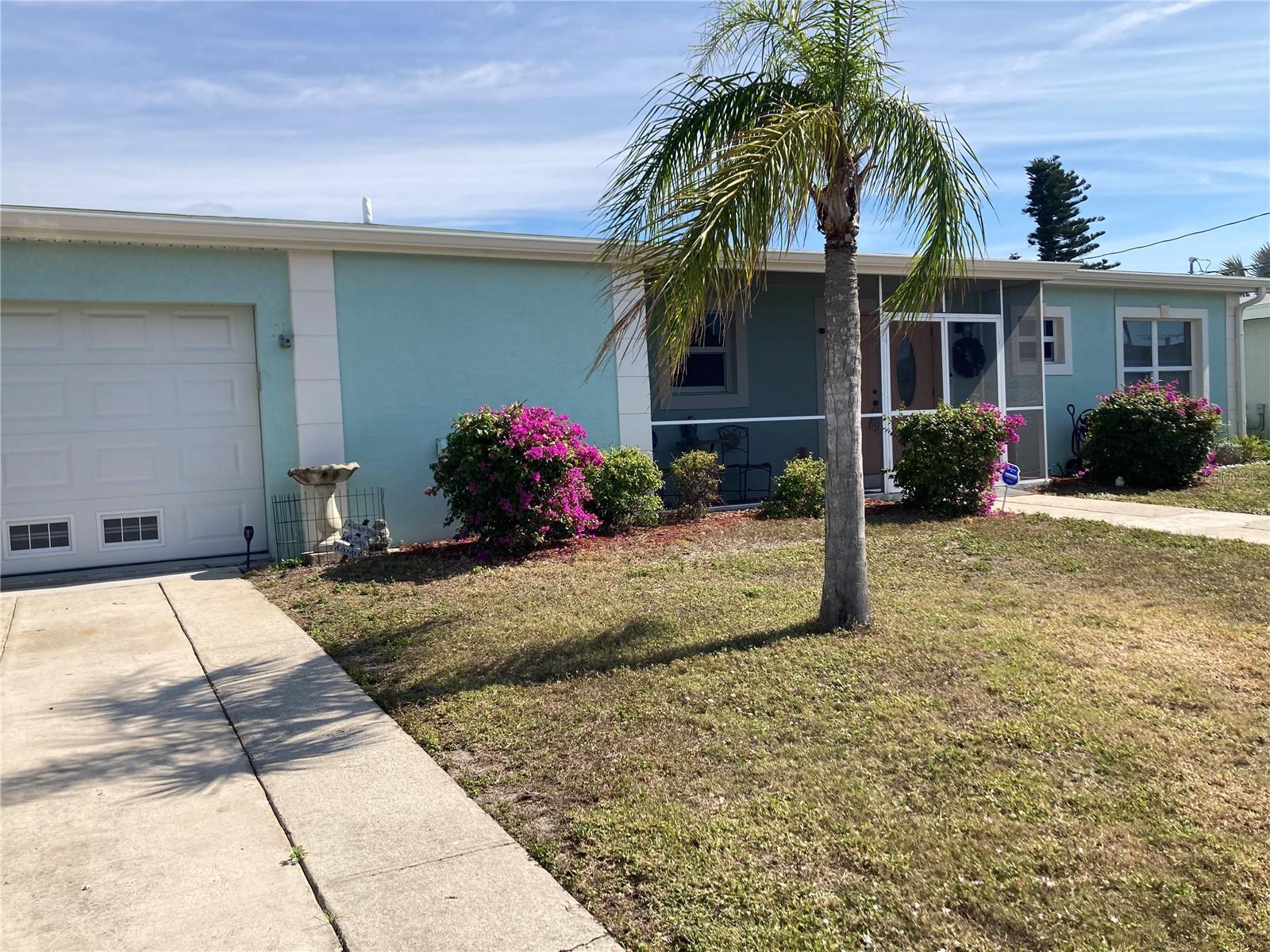 Photo one of 4238 Gardner Dr Port Charlotte FL 33952 | MLS C7507750