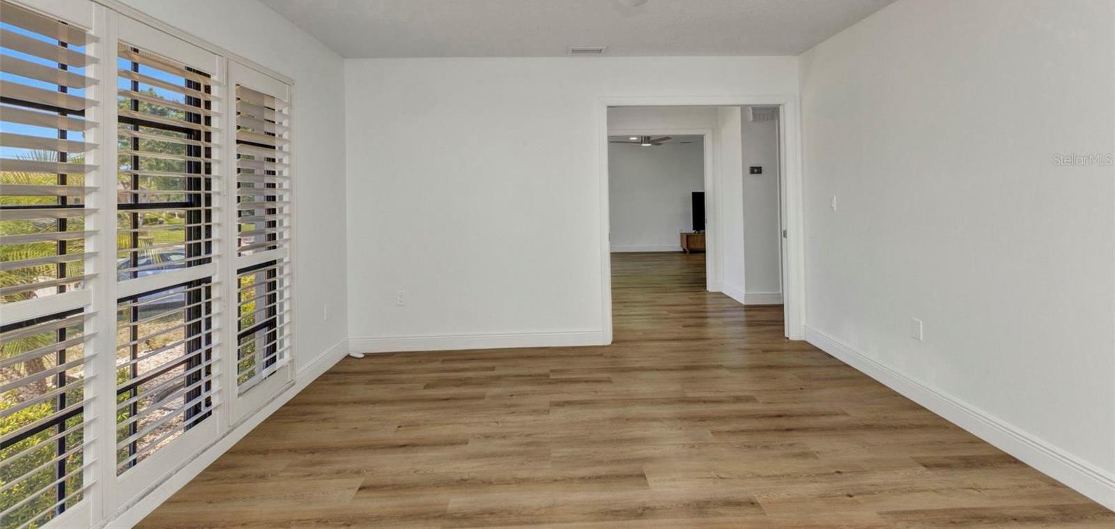 Photo #5