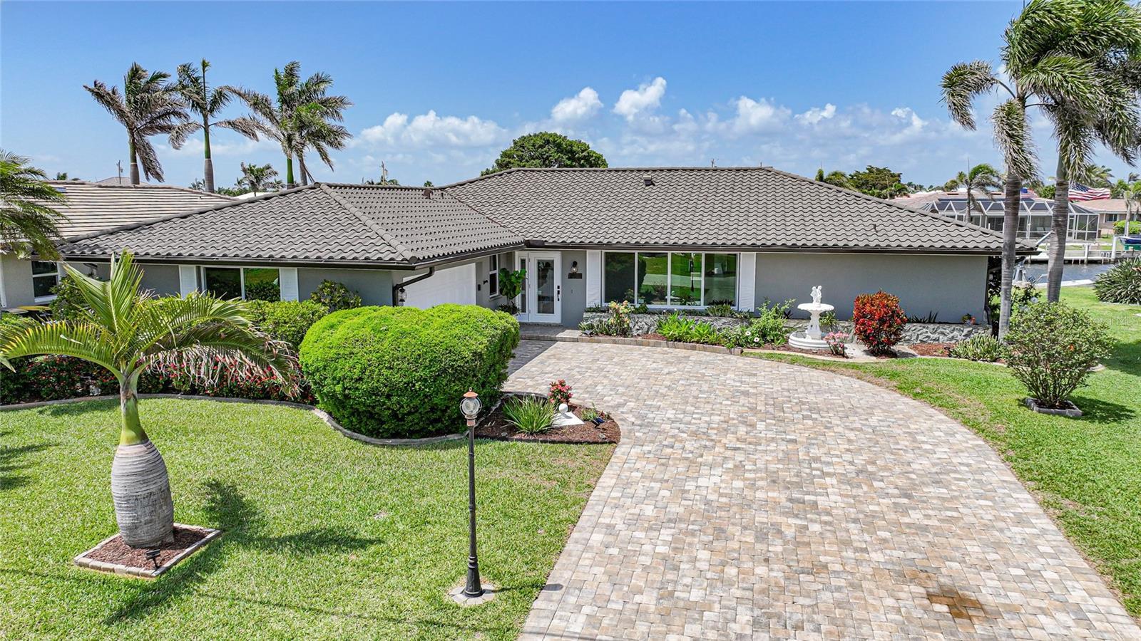 Photo one of 505 Via Cintia Punta Gorda FL 33950 | MLS C7508201