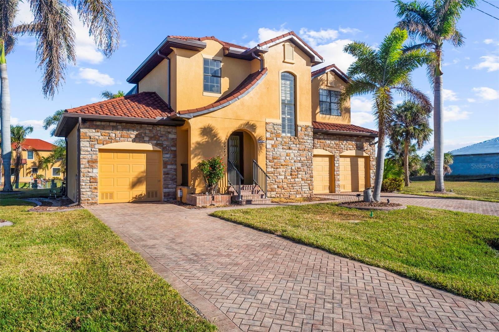Photo one of 14142 Fort Myers Ave Port Charlotte FL 33981 | MLS C7508546