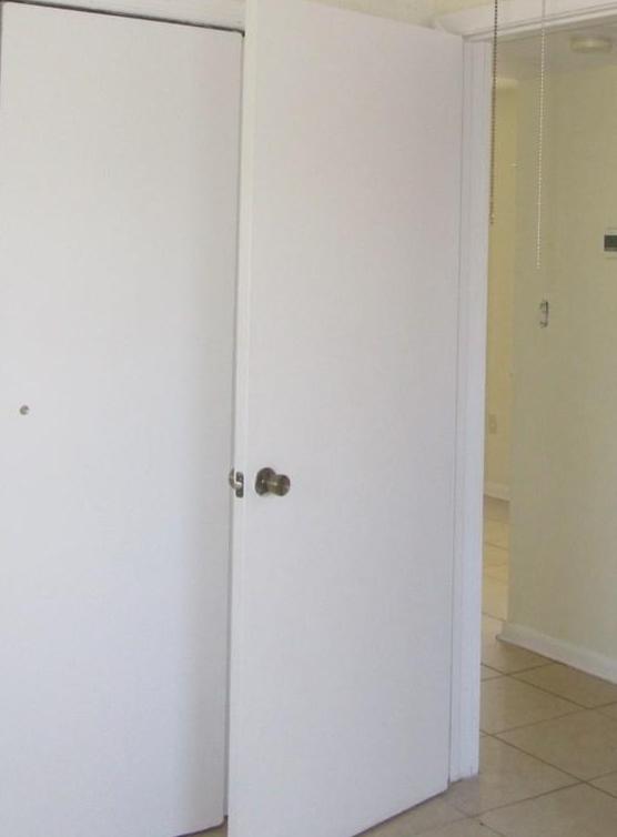 Photo #10