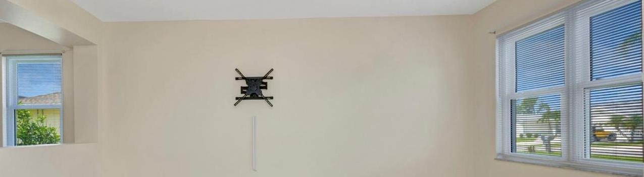 Photo #5