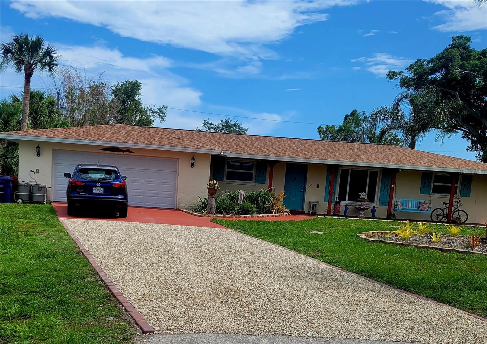 Photo one of 745 Coral Way Englewood FL 34223 | MLS D6132836