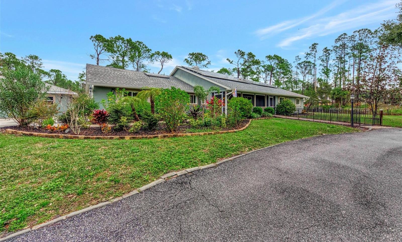 Photo one of 3756 Ulman Ave North Port FL 34286 | MLS D6134268