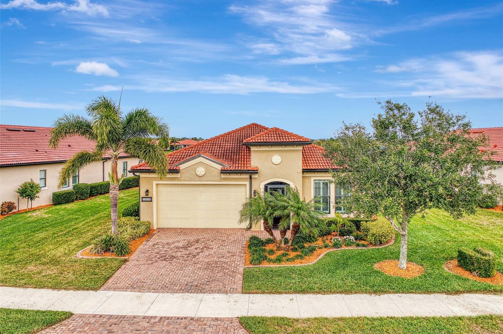 Photo one of 23458 Copperleaf Dr Venice FL 34293 | MLS D6134535