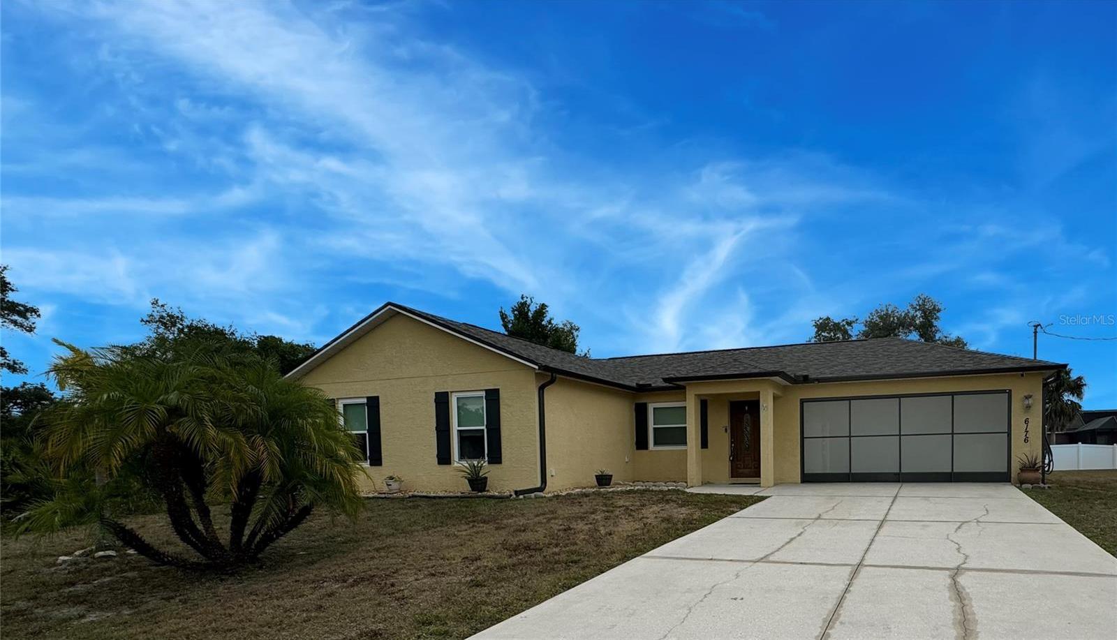 Photo one of 6176 Catalan St Englewood FL 34224 | MLS D6135615