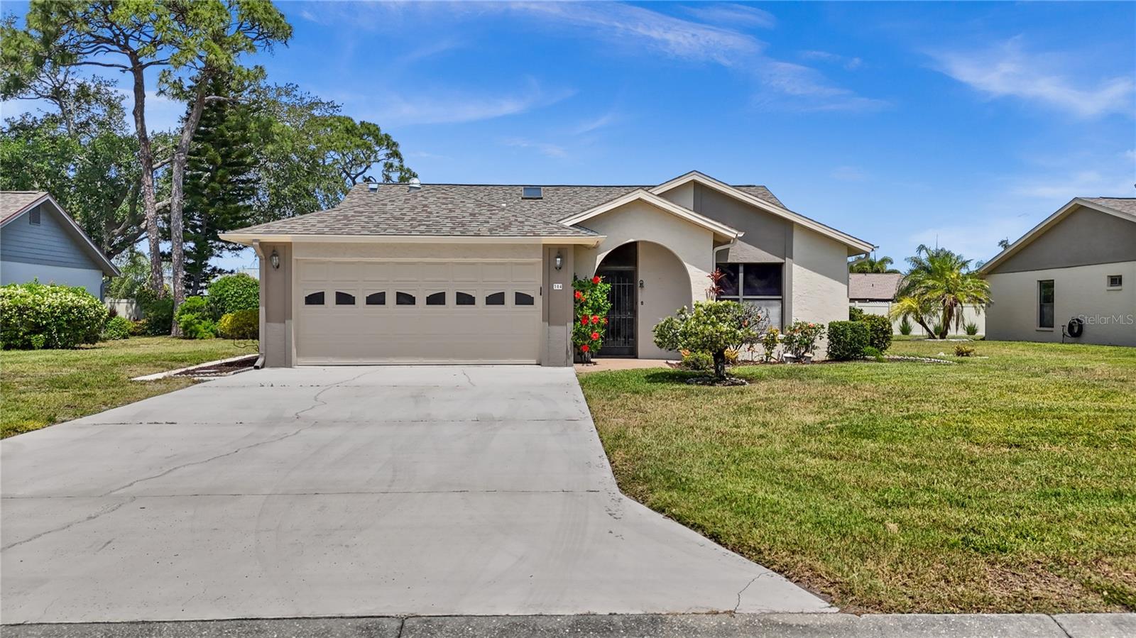 Photo one of 104 Park Forest Blvd Englewood FL 34223 | MLS D6135957