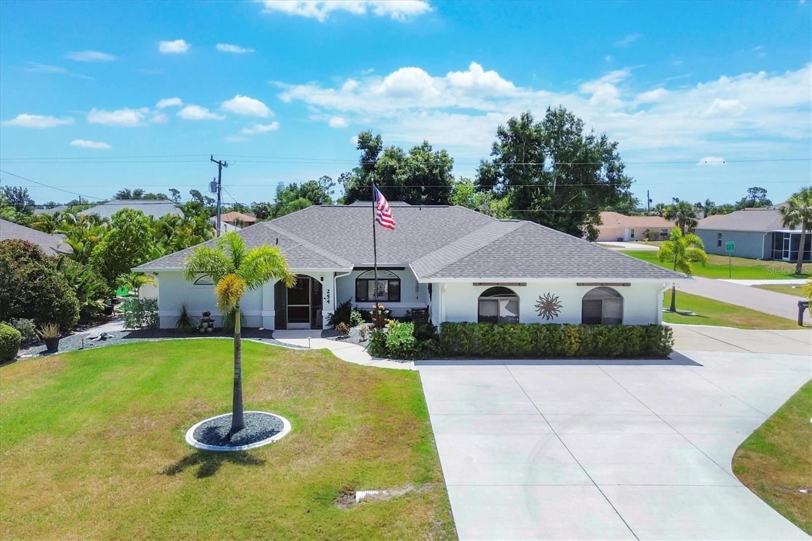 Photo one of 254 Orlando Blvd Port Charlotte FL 33954 | MLS D6136831