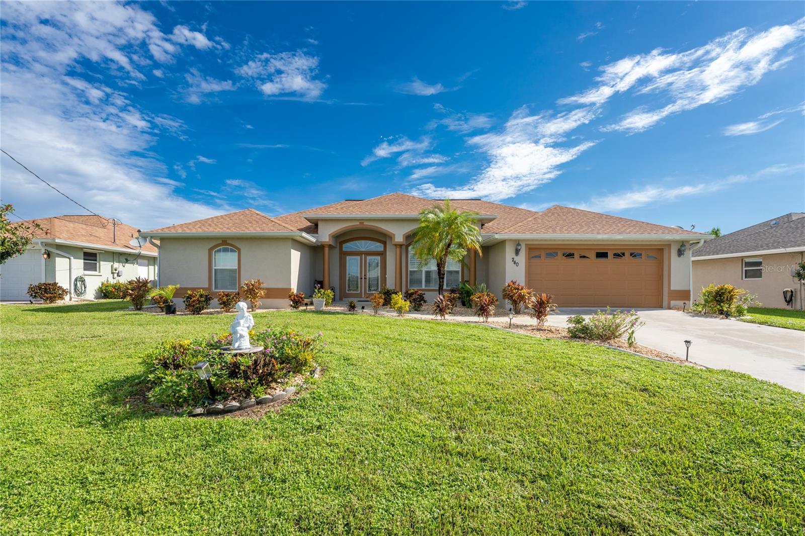 Photo one of 240 White Marsh Ln Rotonda West FL 33947 | MLS D6138424