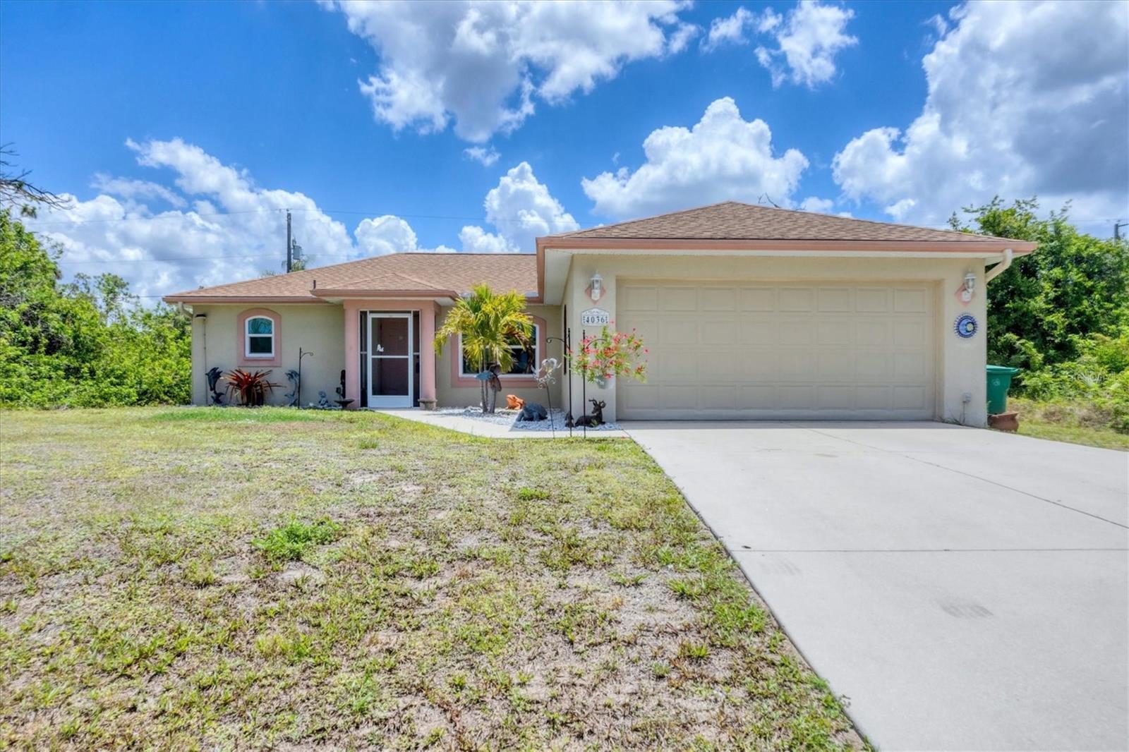 Photo one of 4036 Elvington Rd Port Charlotte FL 33981 | MLS D6139389