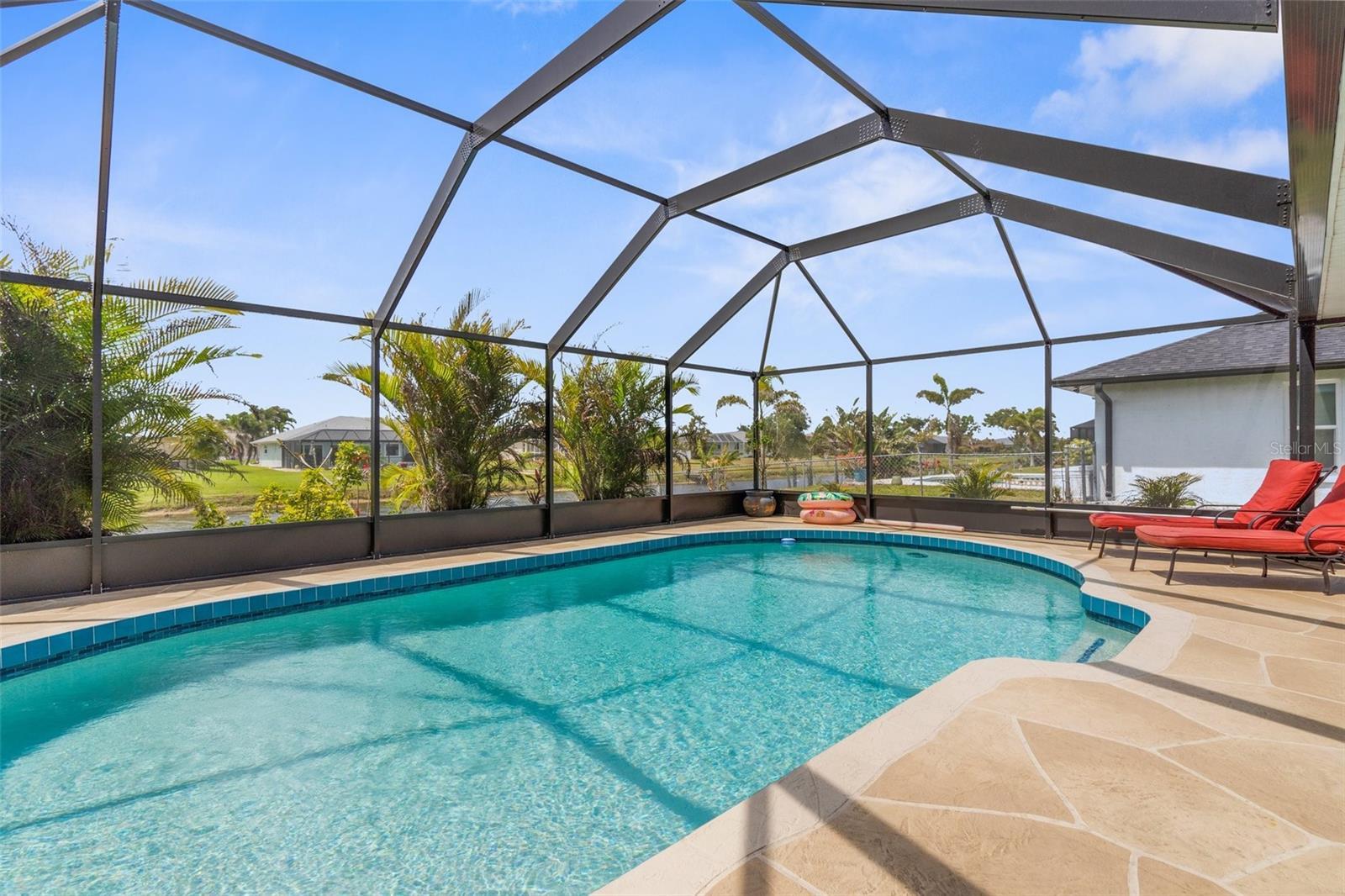 Photo one of 254 Mark Twain Ln Rotonda West FL 33947 | MLS D6140310