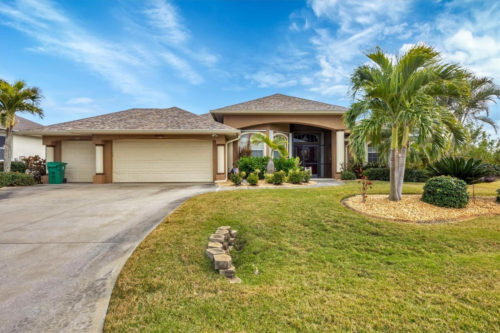 Photo one of 9460 Migue Cir Port Charlotte FL 33981 | MLS D6140839