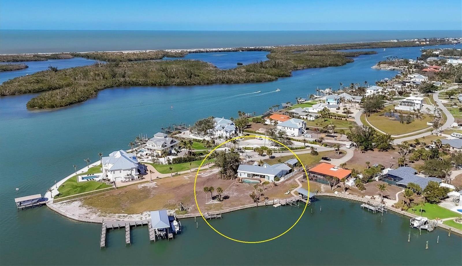 Photo one of 400 Anchor Row Placida FL 33946 | MLS D6141228