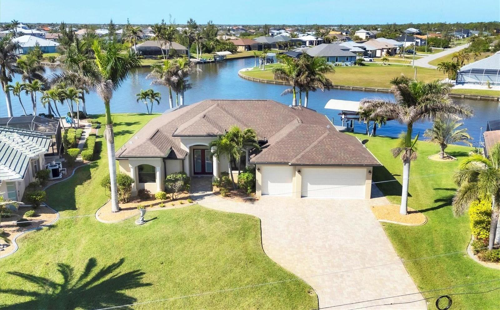 Photo one of 15690 Viscount Cir Port Charlotte FL 33981 | MLS D6141324