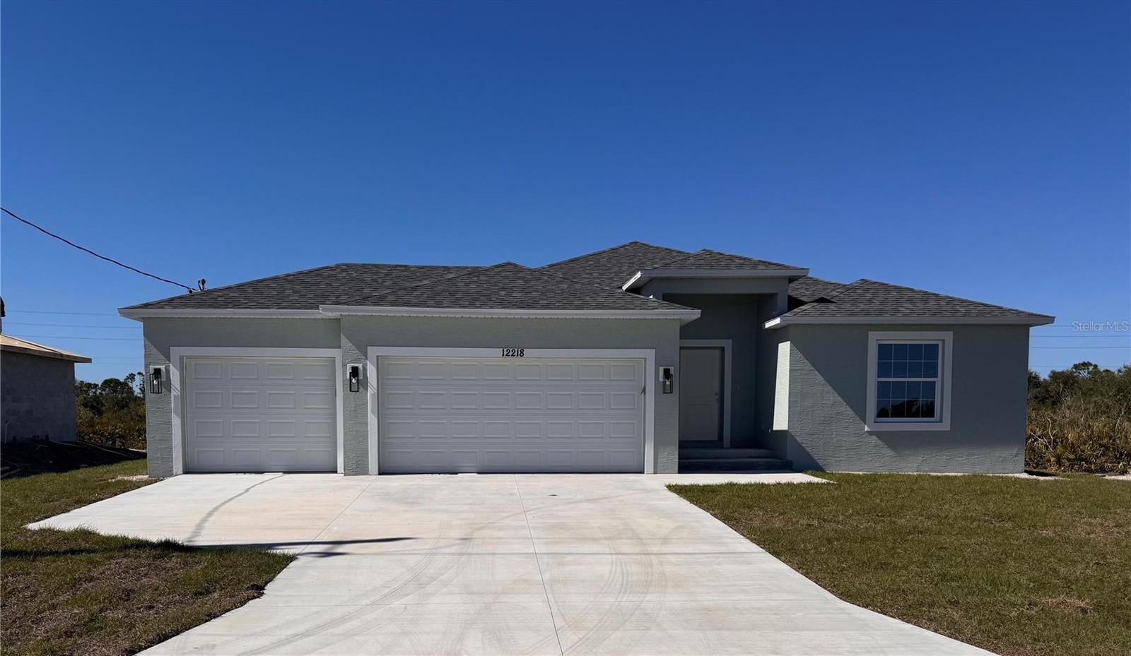 Photo one of 12218 Edwards Rd Port Charlotte FL 33981 | MLS D6141499