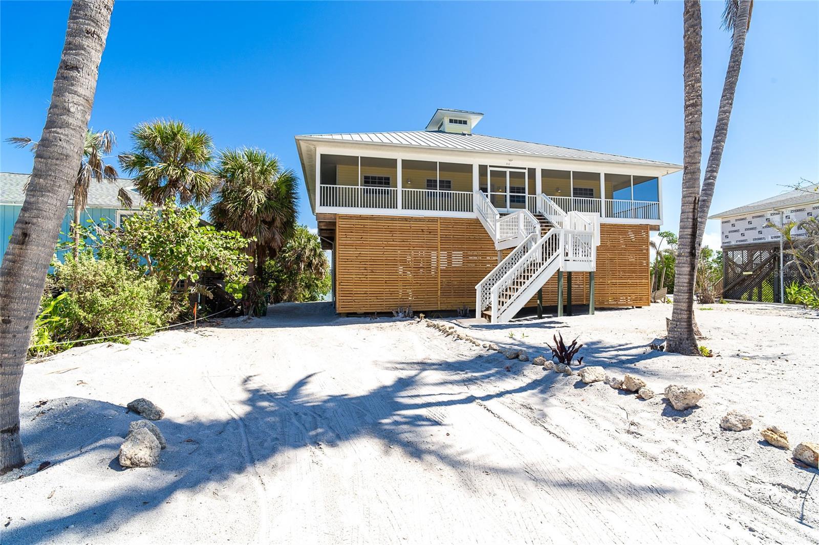 Photo one of 342 S Gulf Blvd Placida FL 33946 | MLS D6141783
