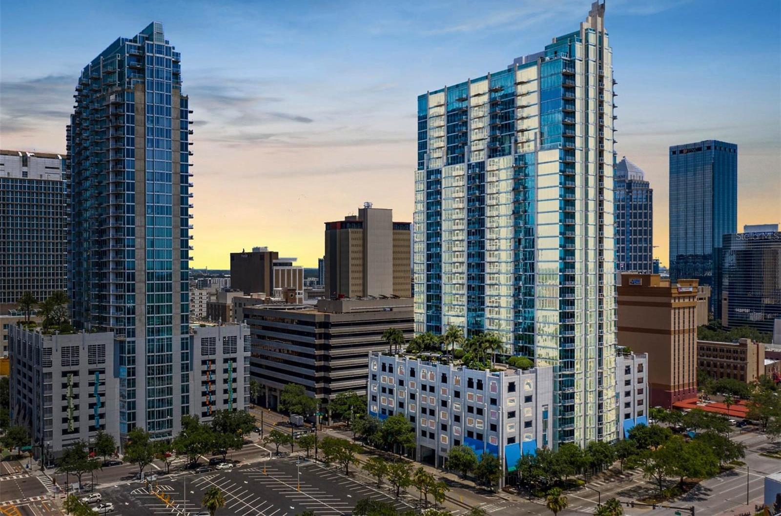 Photo one of 777 N Ashley Dr # 2313 Tampa FL 33602 | MLS L4950958