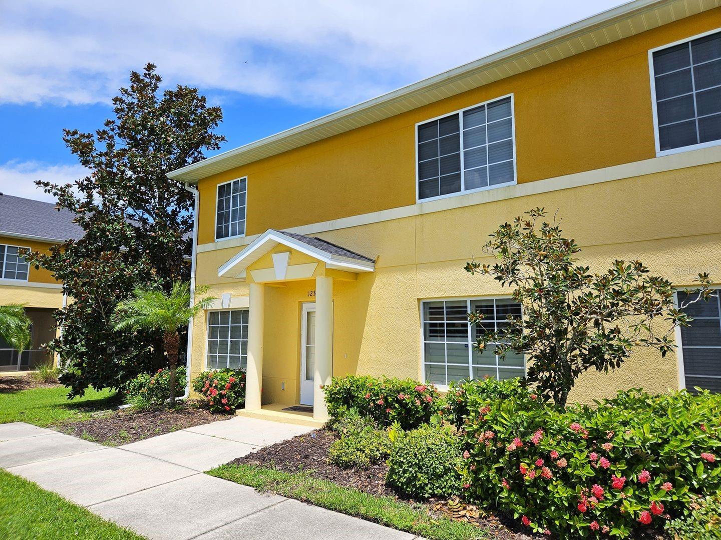 Photo one of 12310 Destiny Dr Venice FL 34292 | MLS N6128447