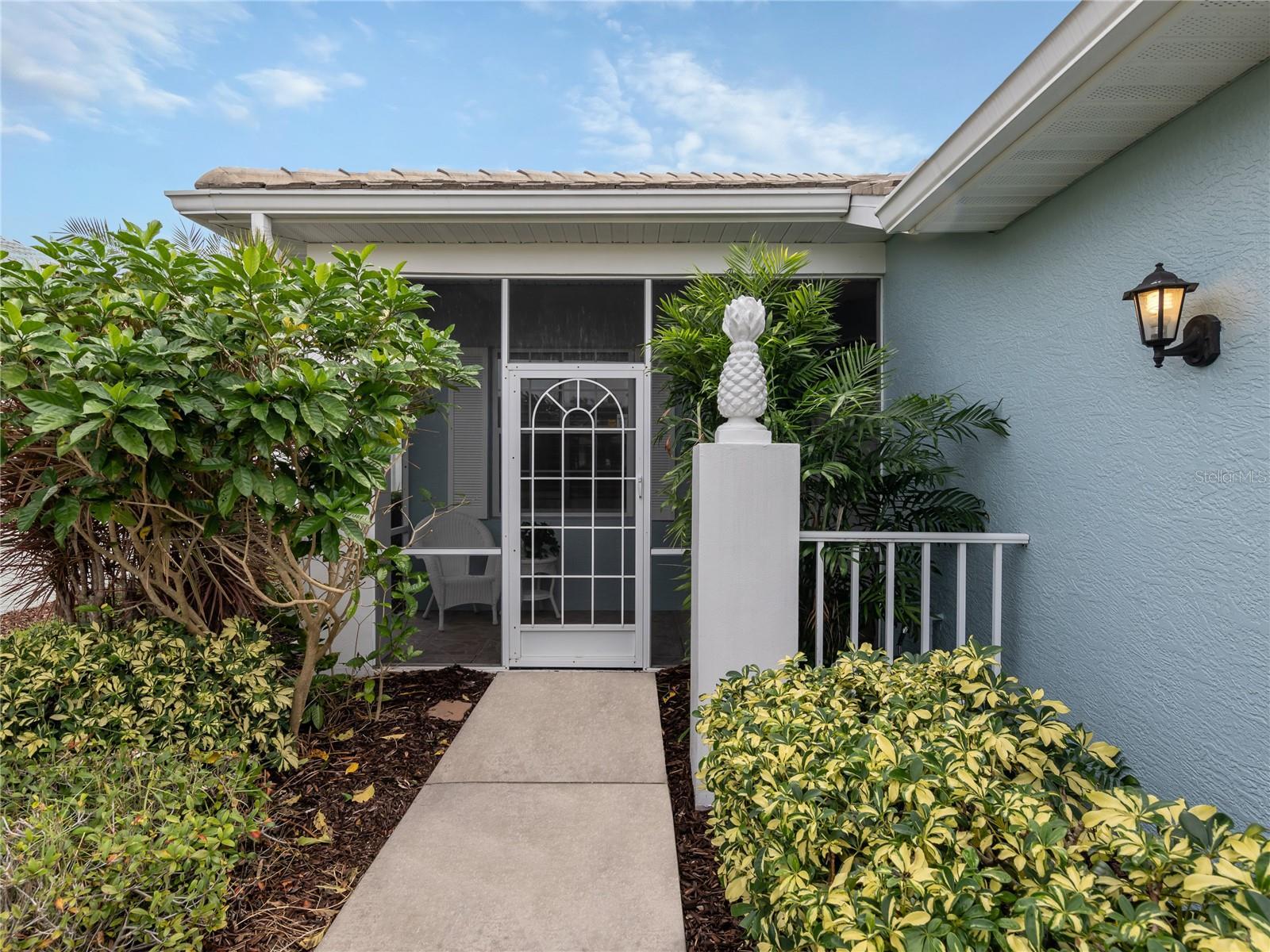 Photo one of 1634 Monarch Dr # 1634 Venice FL 34293 | MLS N6128936