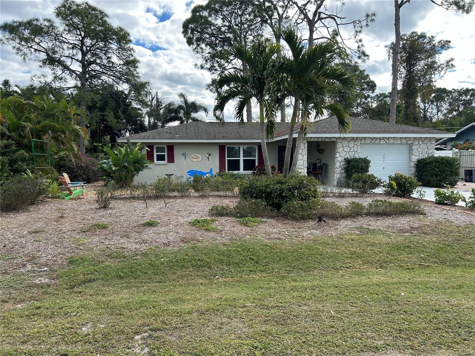 Photo one of 791 Linden Rd Venice FL 34293 | MLS N6130204