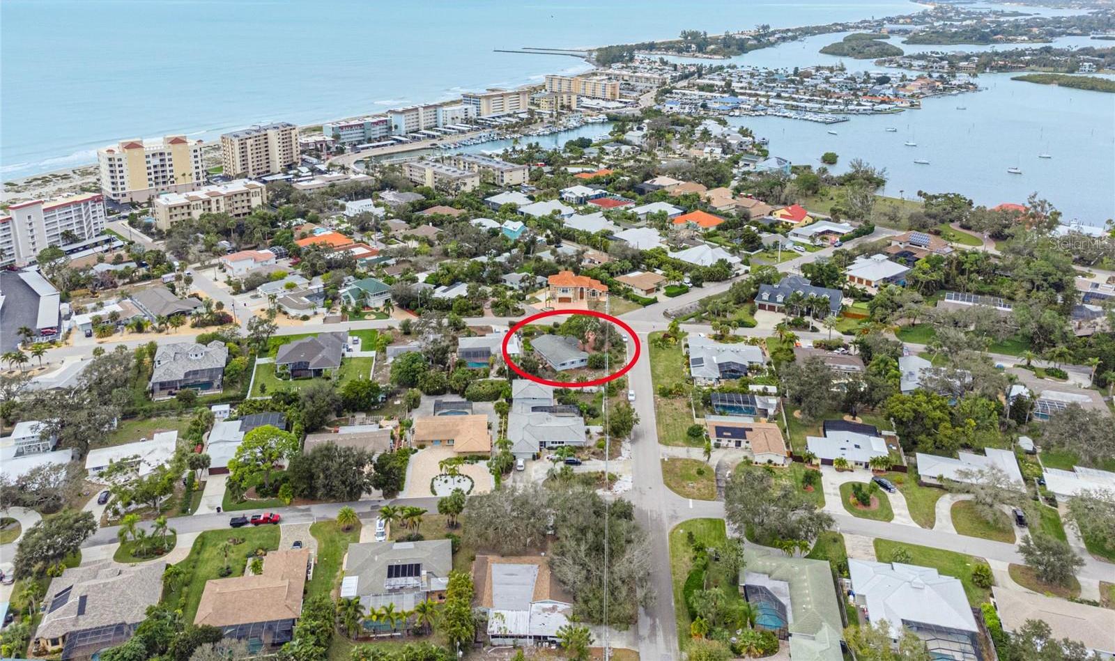 Photo one of 701 Apalachicola Rd Venice FL 34285 | MLS N6130394