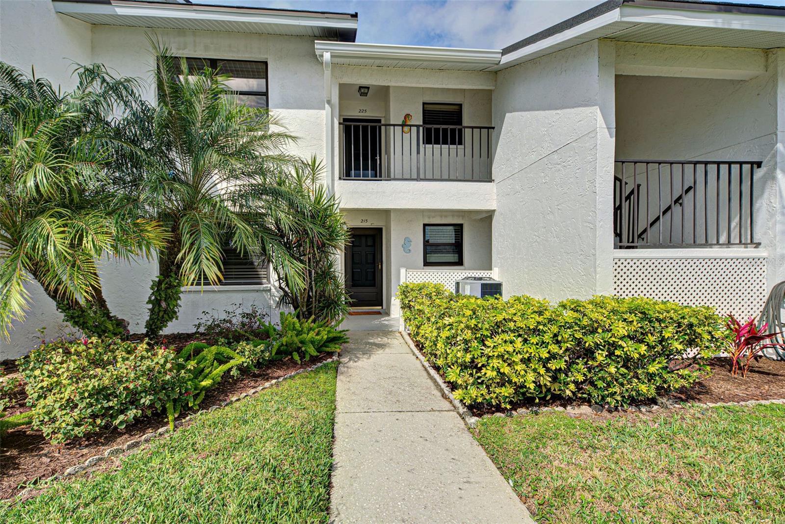 Photo one of 1100 Capri Isles Blvd # 215 Venice FL 34292 | MLS N6131426