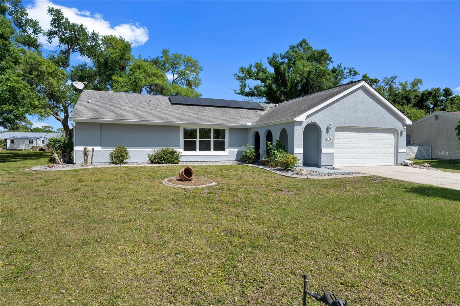 Photo one of 5346 Malamin Rd North Port FL 34287 | MLS N6132076