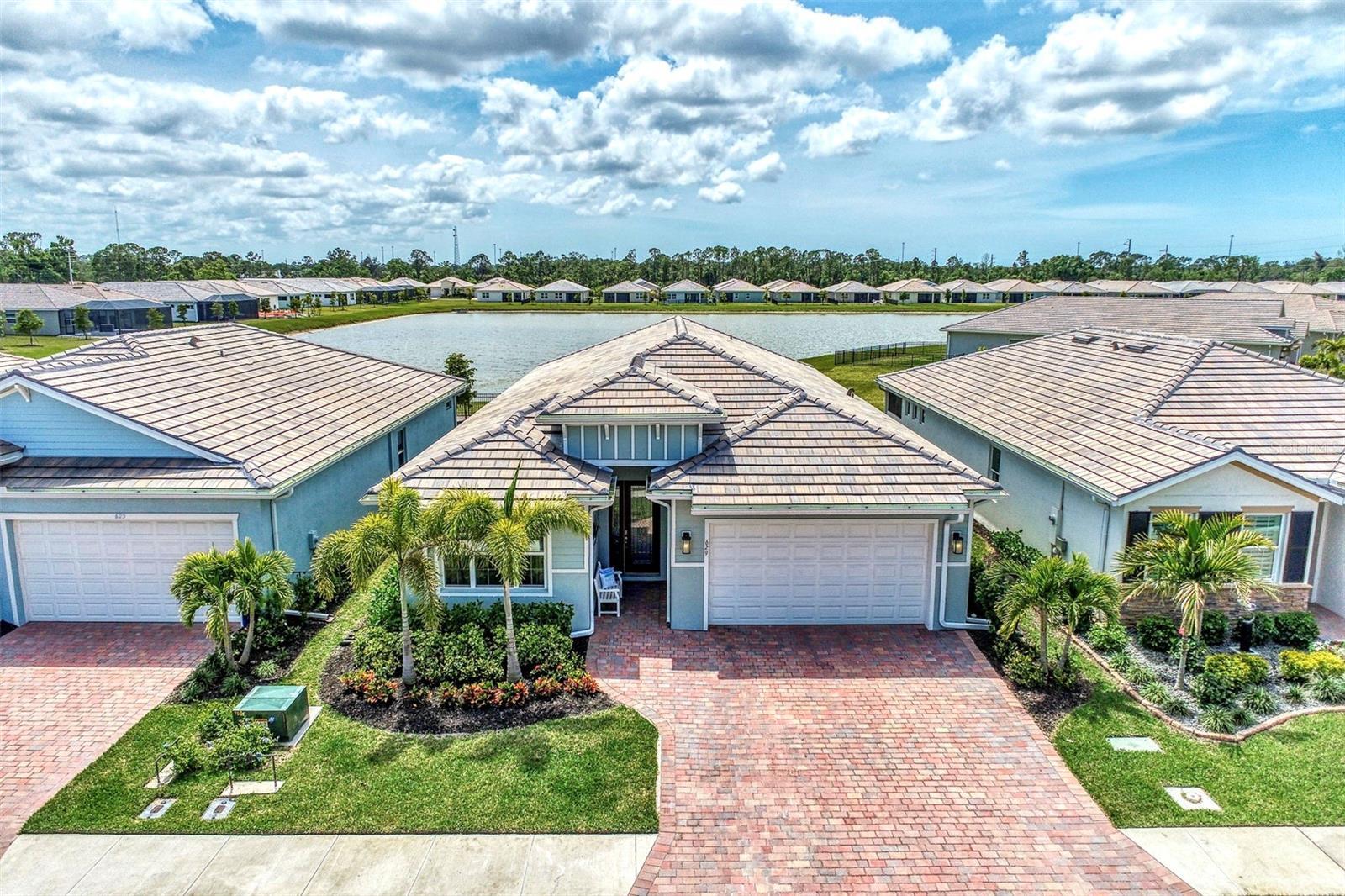 Photo one of 629 Ibiza Loop Venice FL 34292 | MLS N6132207