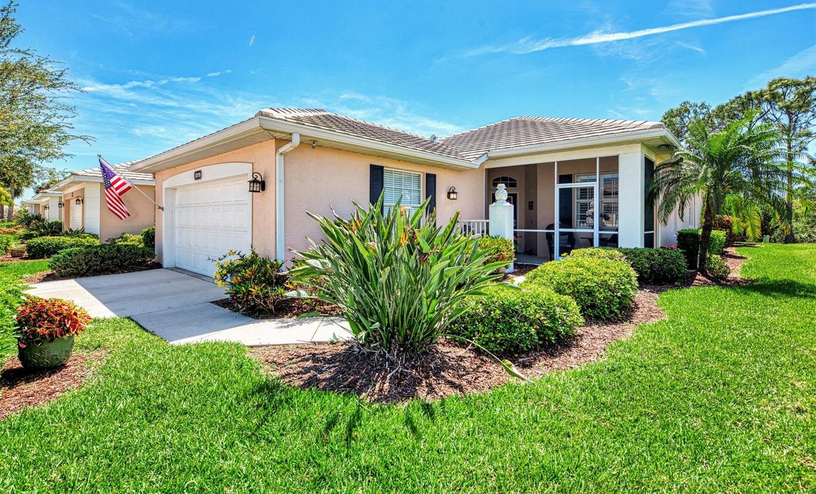 Photo one of 1578 Monarch Dr # 1578 Venice FL 34293 | MLS N6132305