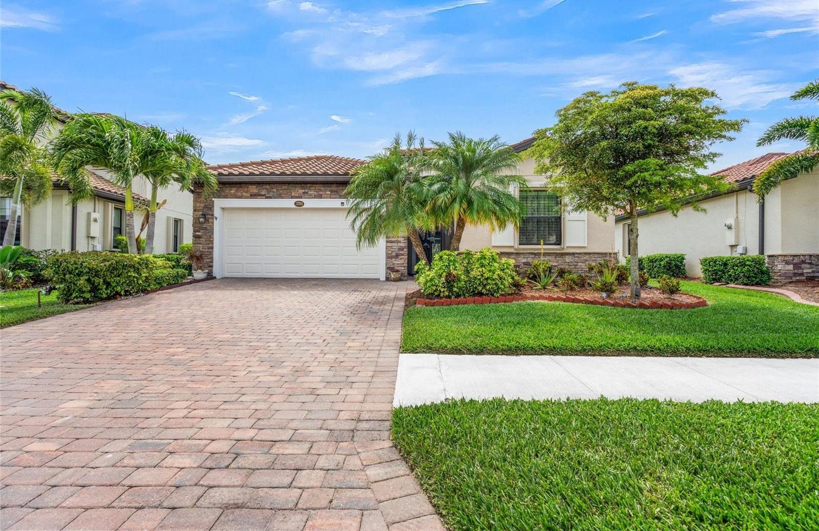 Photo one of 12285 Canavese Ln Venice FL 34293 | MLS N6132344
