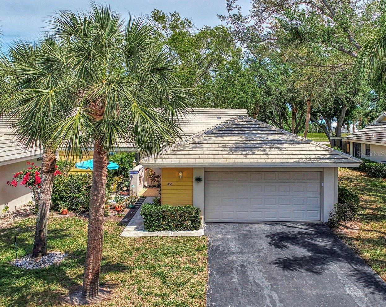 Photo one of 335 Pembroke S Ln # 229 Venice FL 34293 | MLS N6132437