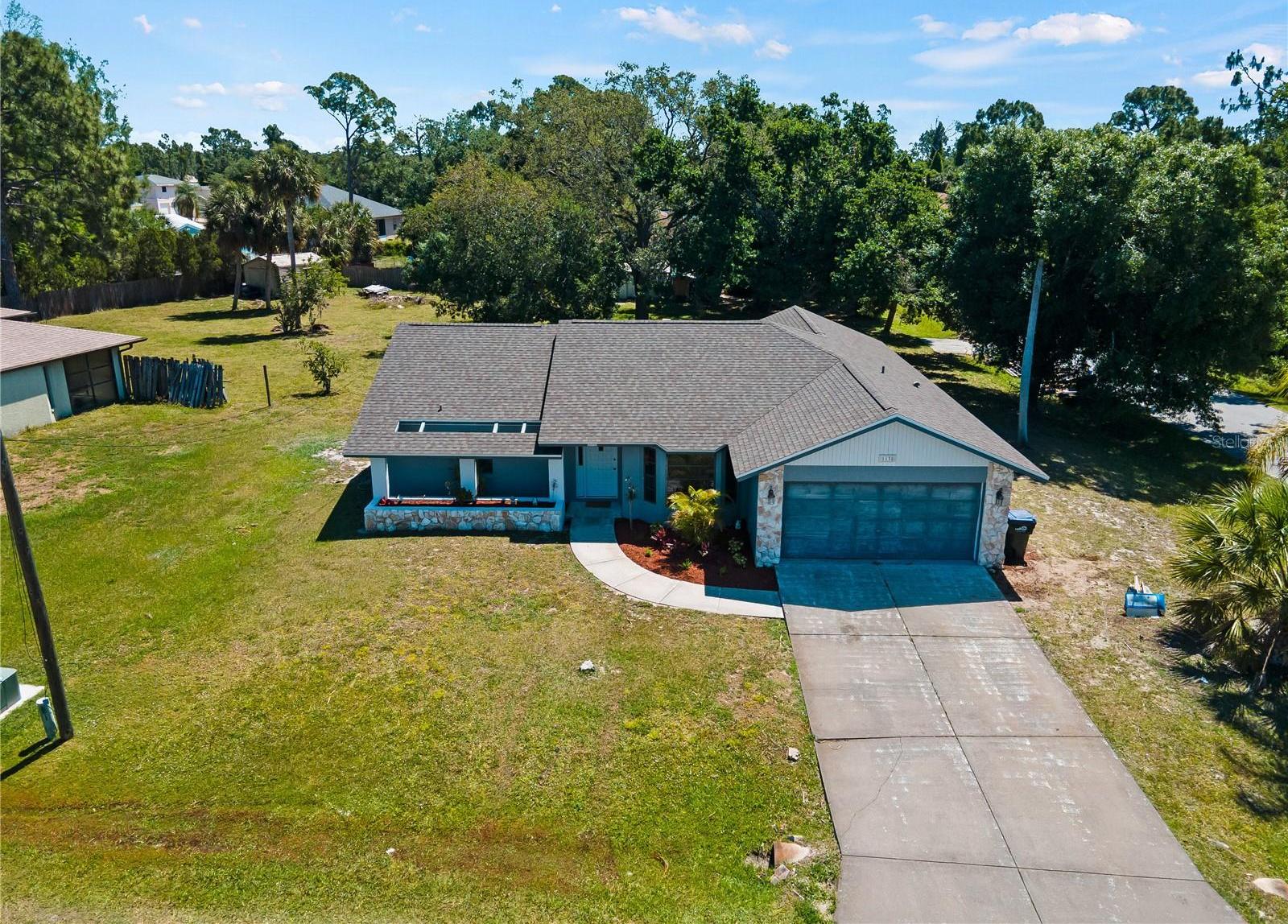 Photo one of 1138 Petronia St North Port FL 34286 | MLS N6132478