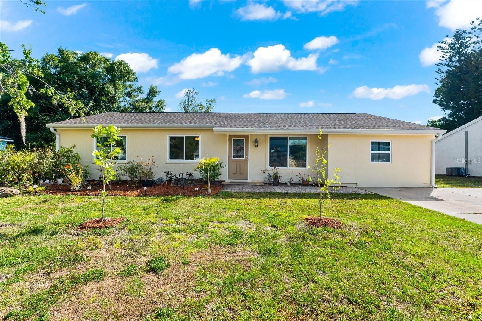 Photo one of 6651 Electra Ave North Port FL 34287 | MLS N6132649