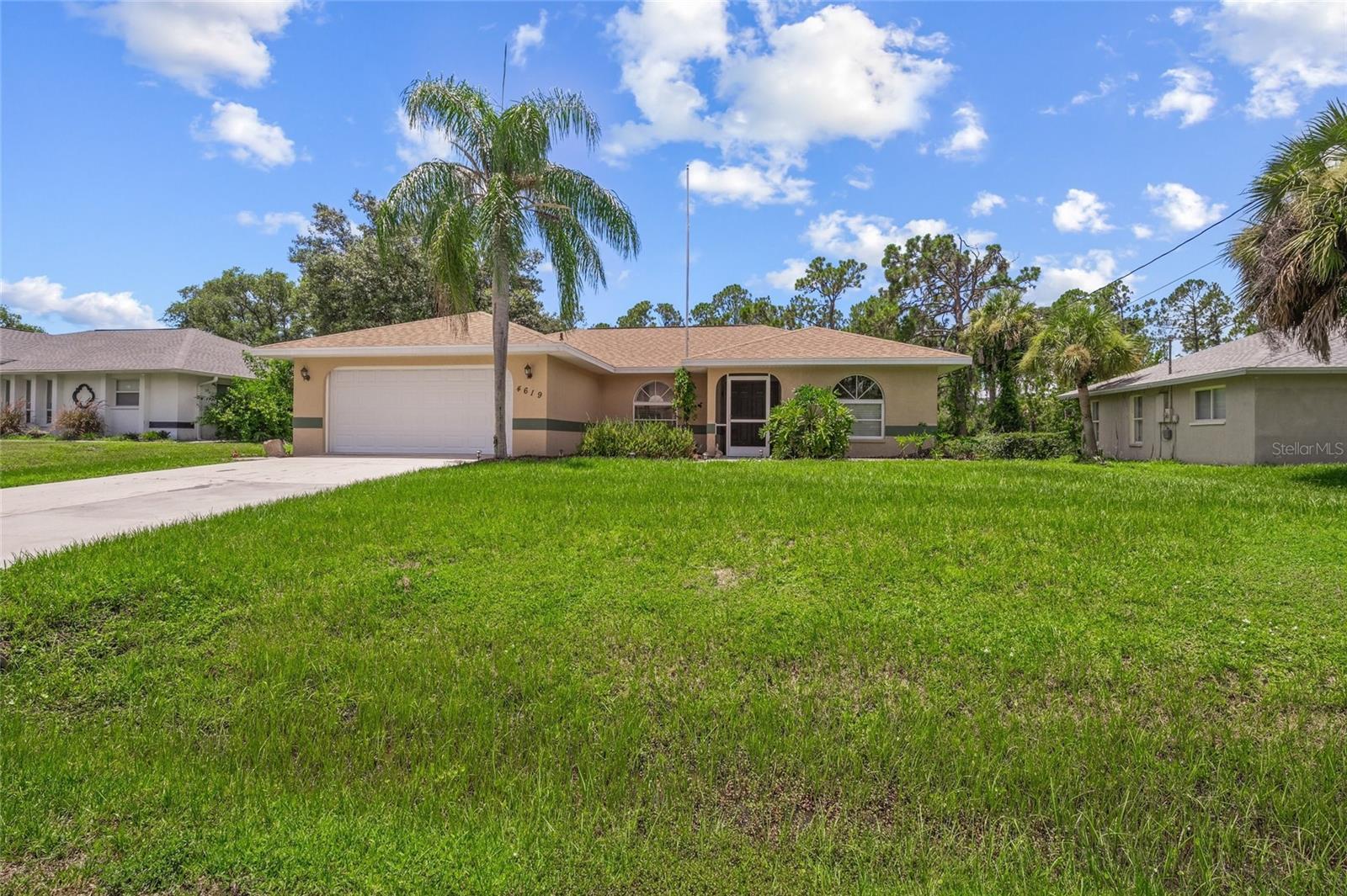 Photo one of 4619 Flint Dr North Port FL 34286 | MLS N6133730