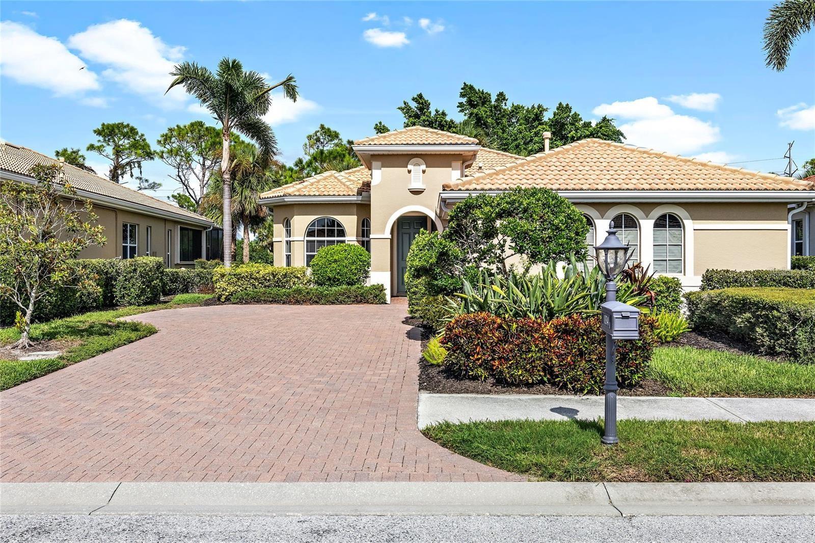 Photo one of 134 Savona Way North Venice FL 34275 | MLS N6135895