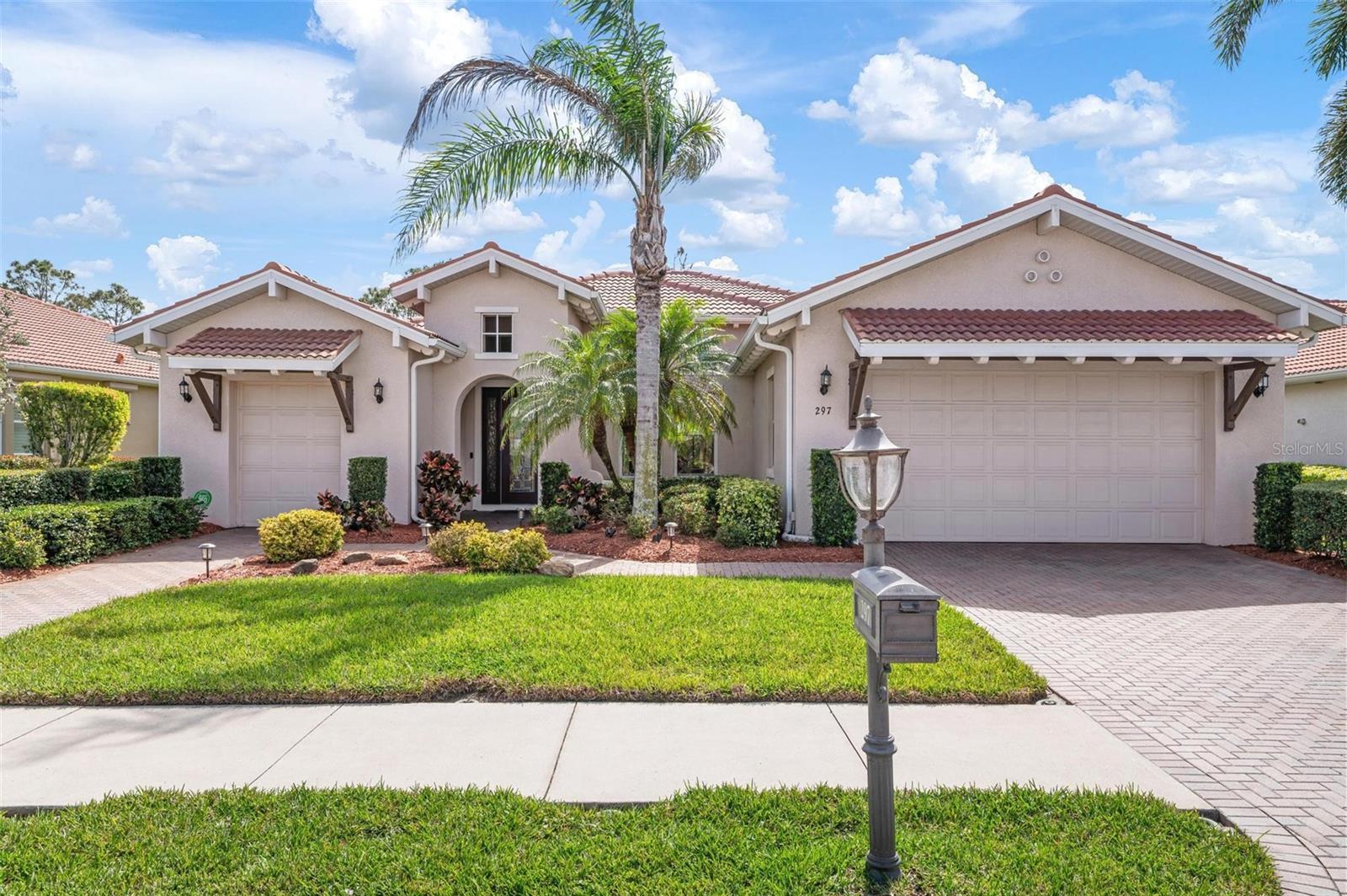 Photo one of 297 Martellago Dr North Venice FL 34275 | MLS N6137431