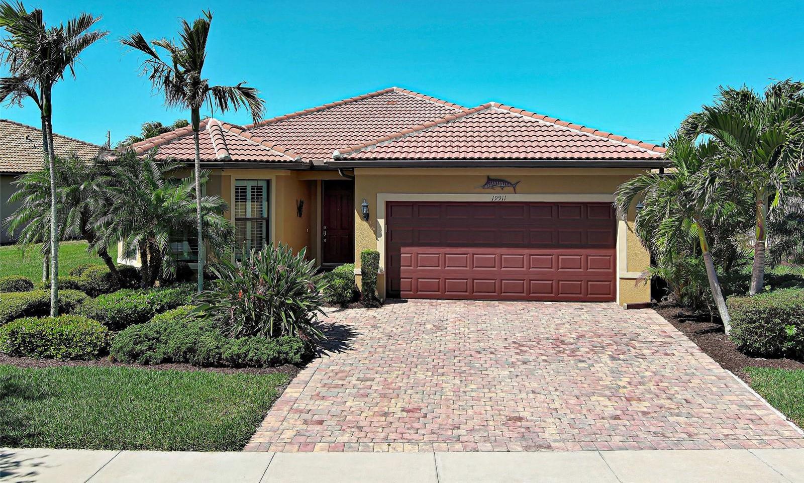 Photo one of 19911 Quisto St Venice FL 34293 | MLS N6137881