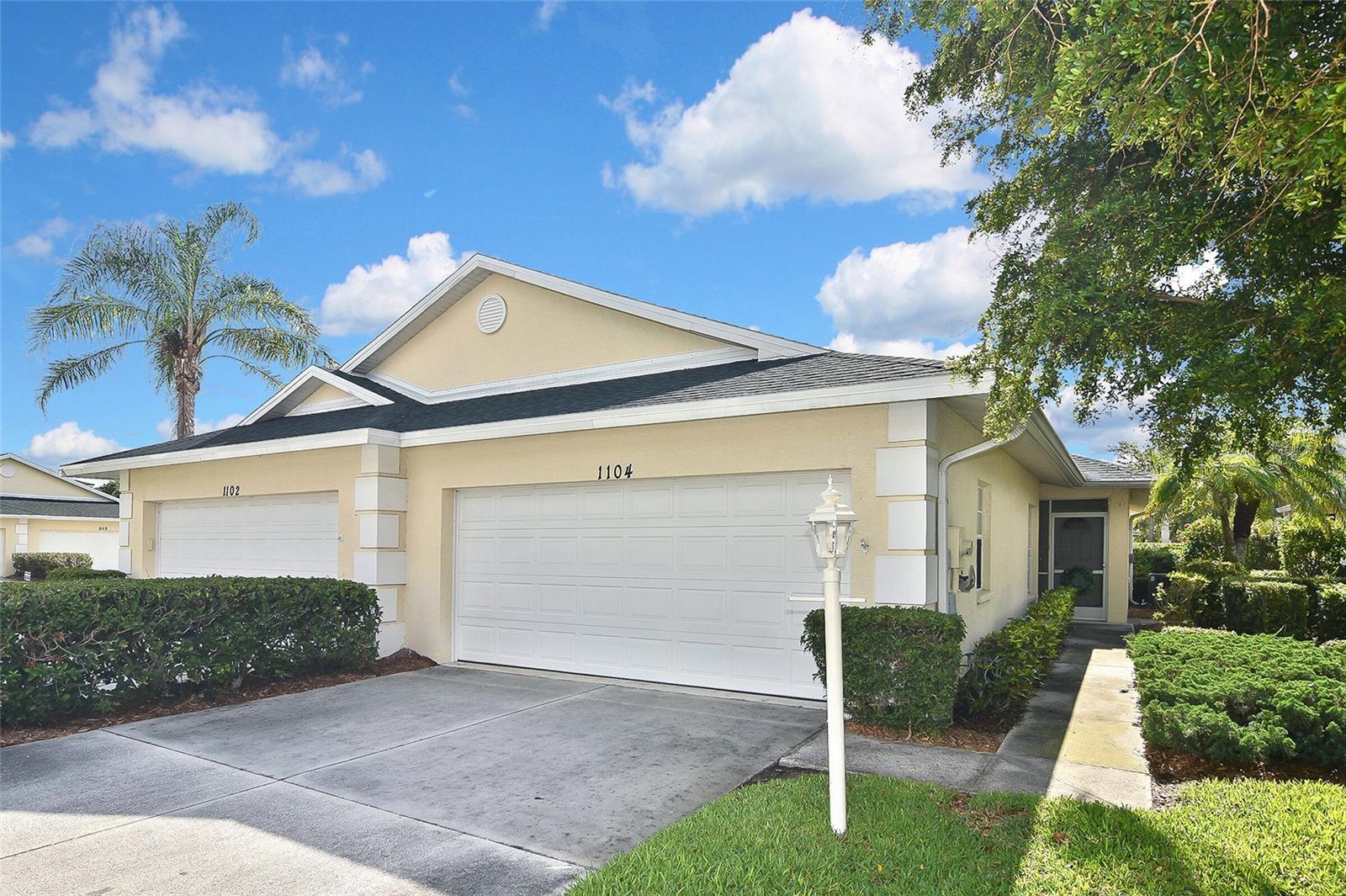 Photo one of 1104 Auburn Cove Cir Venice FL 34292 | MLS N6139024