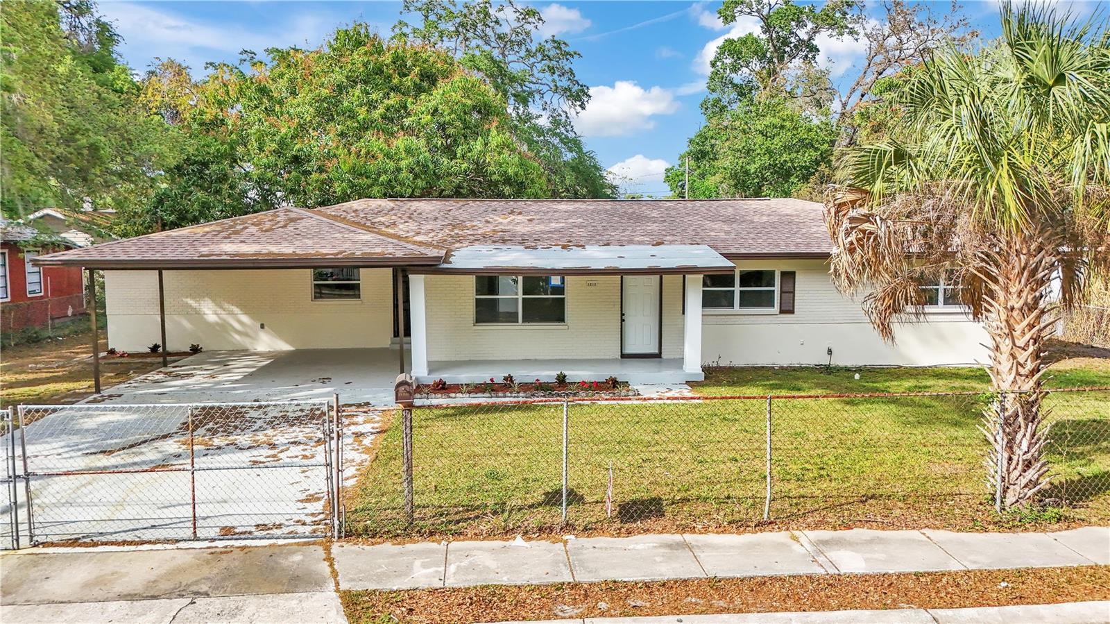 Photo one of 1212 E 24Th Ave Tampa FL 33605 | MLS O6188675