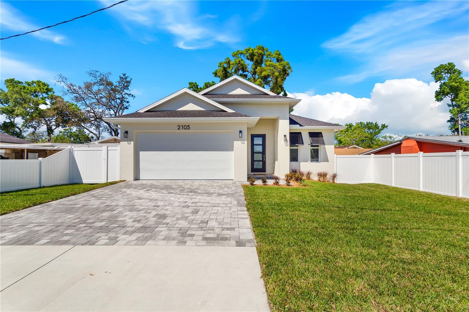 Photo one of 2105 W Mohawk Ave Tampa FL 33603 | MLS O6189820