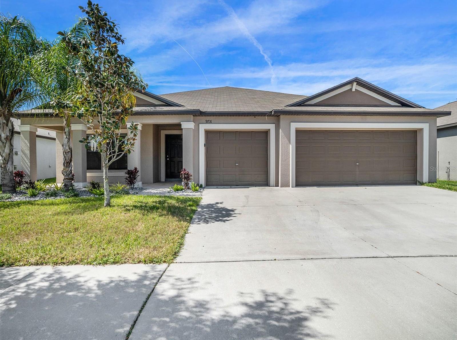 Photo one of 9731 Sage Creek Dr Ruskin FL 33573 | MLS O6192804