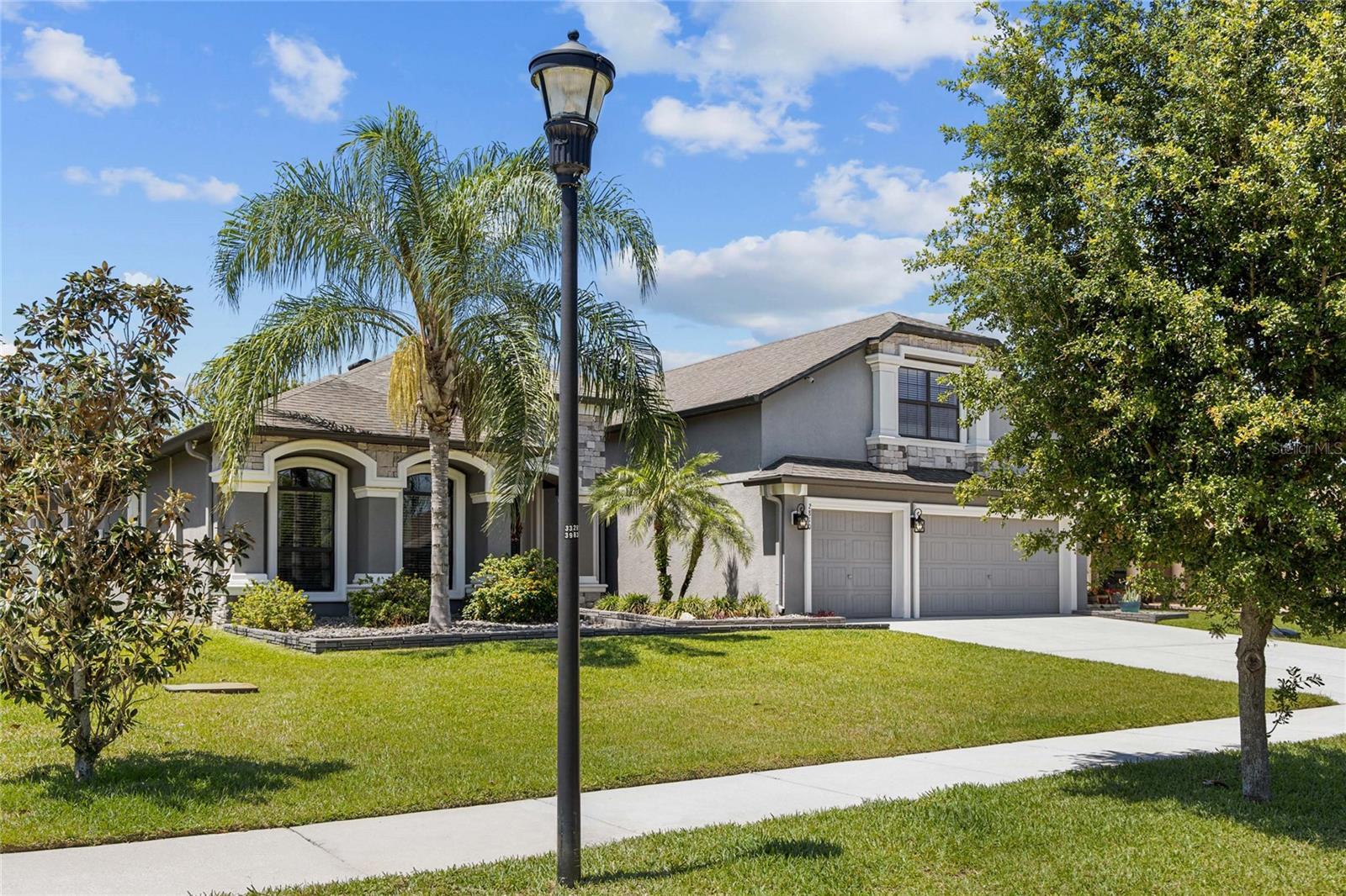 Photo one of 2810 Colewood Ln Dover FL 33527 | MLS O6196453