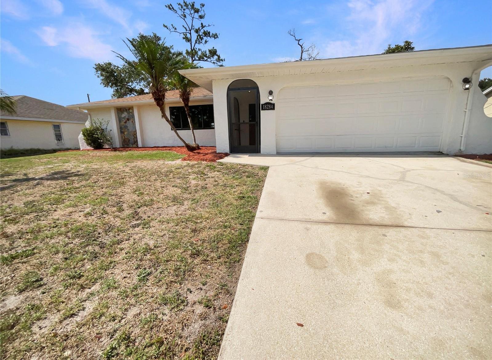 Photo one of 18284 Yale Ave Port Charlotte FL 33948 | MLS O6287255